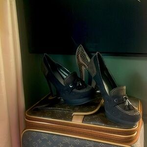 Good fairly used high quality shoe